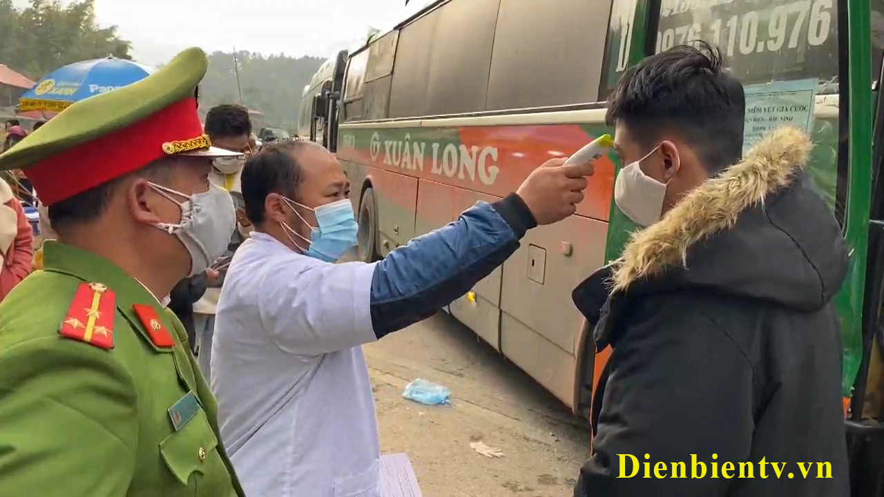 Tuần Giáo siết chặt kiểm dịch tại chốt chặn cửa ngõ