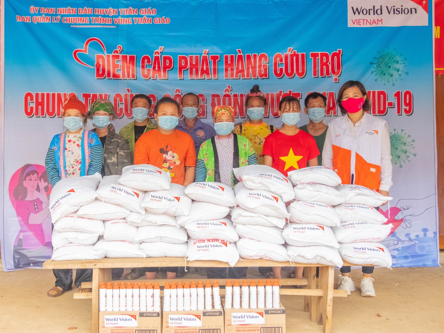 Chung tay cùng cộng đồng vượt qua đại dịch Covid-19