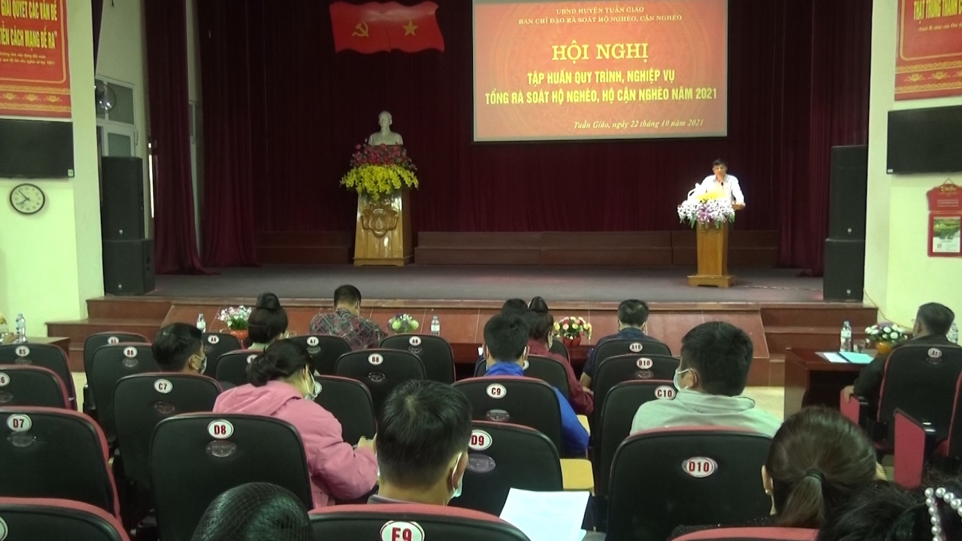 Hội nghị tập huấn Tổng rà soát hộ nghèo, hộ cận nghèo năm 2021