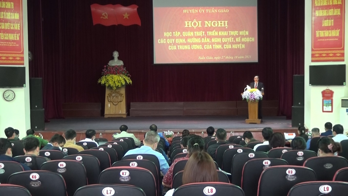Hội nghị cán bộ toàn huyện học tập, quán triệt và triển khai thực hiện các quy định hướng dẫn, nghị quyết, kế hoạch của Trung ương