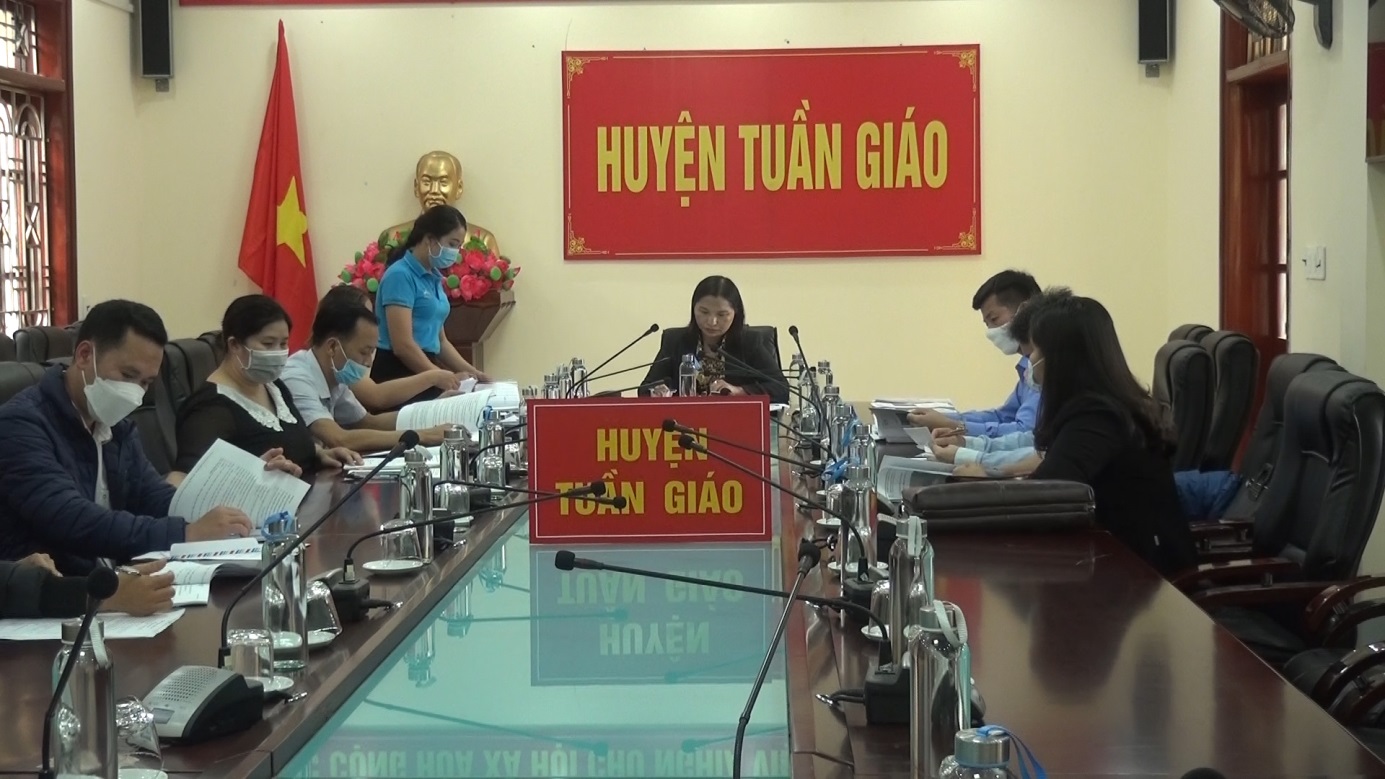 Tuần Giáo đánh giá, xếp hạng sản phẩm tham gia OCOP năm 2021