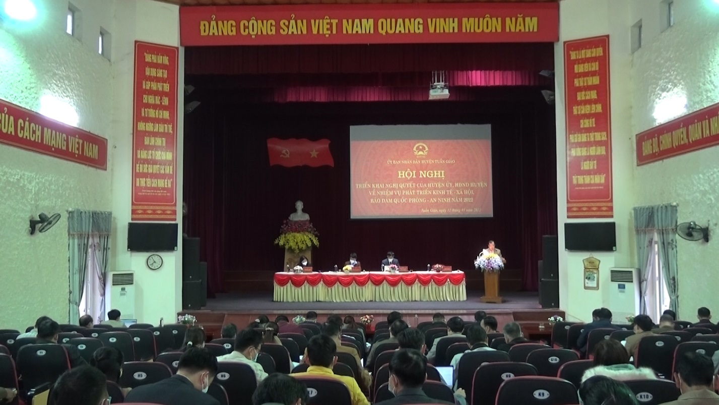 Hội nghị triển khai NQ của Huyện ủy, HĐND huyện về nhiệm vụ PT KTXH năm 2022