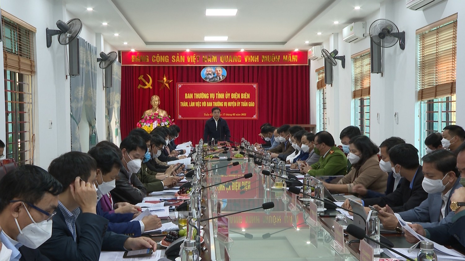 Ban Thường vụ Tỉnh ủy làm việc tại huyện Tuần Giáo