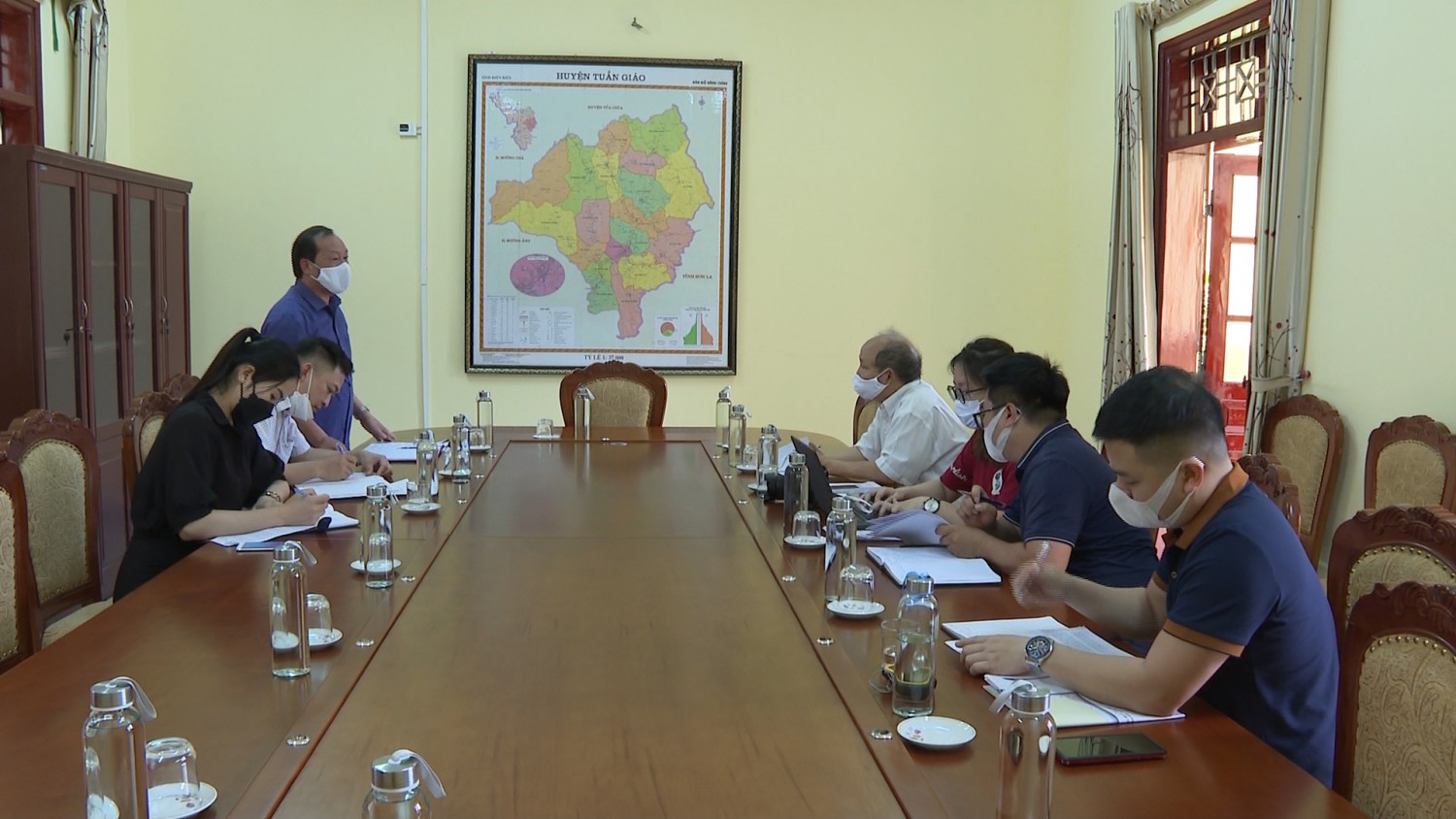 Đoàn công tác Trung tâm Bảo tồn thiên nhiên và phát triển làm việc với  huyện Tuần Giáo