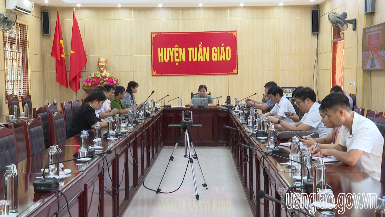 Hội nghị báo cáo viên Trung ương tháng 8/2022