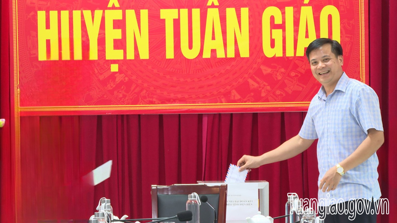 Họp trực tuyến Lễ Phát động ủng hộ làm nhà đại đoàn kết cho hộ nghèo tỉnh Điện Biên