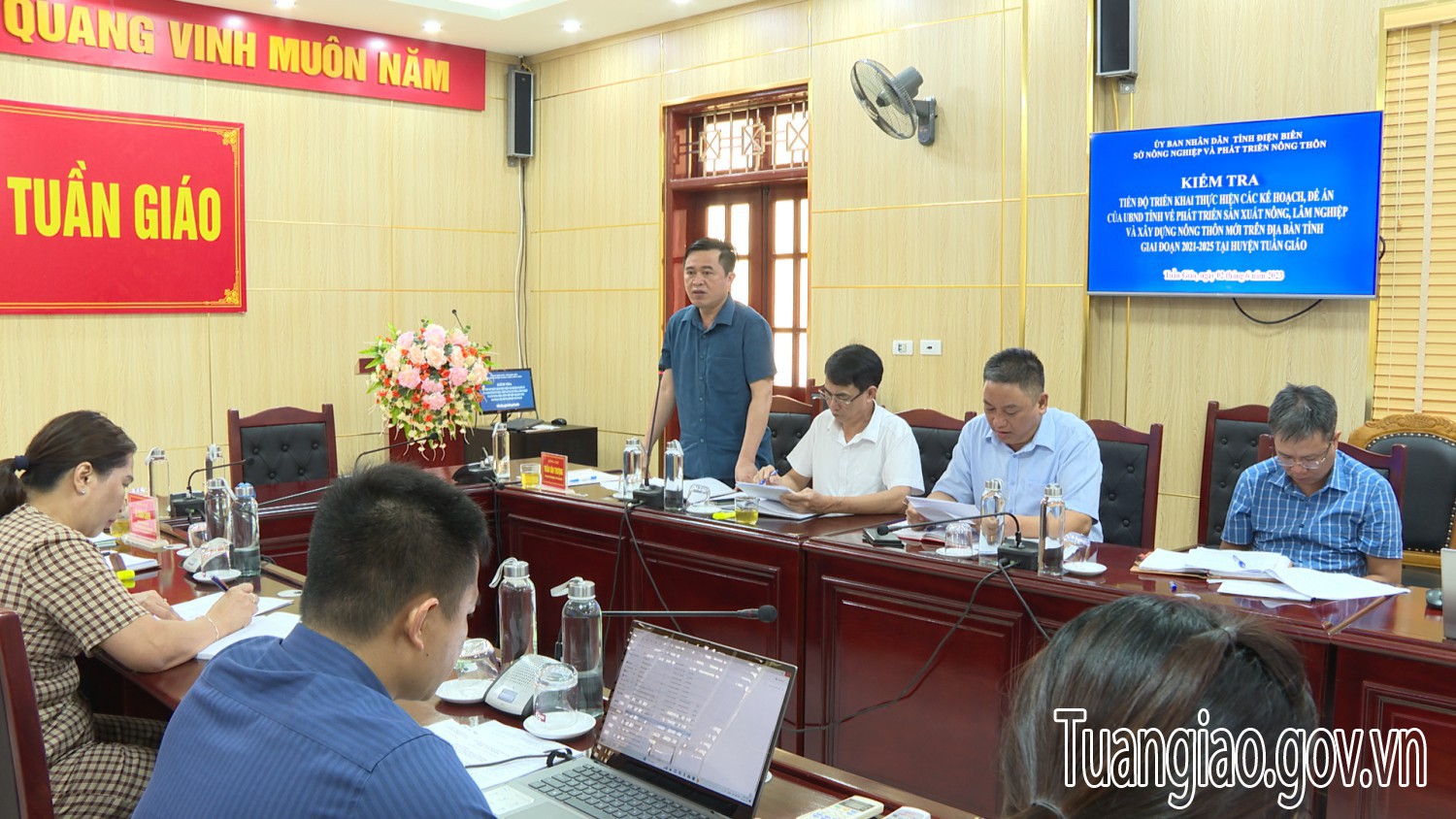 Sở Nông nghiệp và phát triển nông thôn  kiểm tra tiến độ triển khai kế hoạch, đề án của tỉnh về phát triển sản xuất nông, lâm nghiệp và xây dựng NTM tại Tuần Giáo