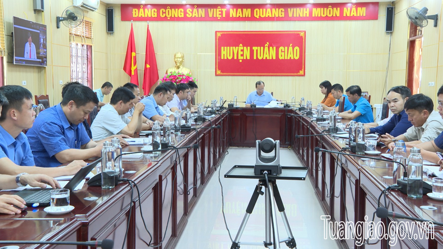 Hội thảo khoa học Giải pháp tăng cường tiếp cận dịch vụ công trực tuyến