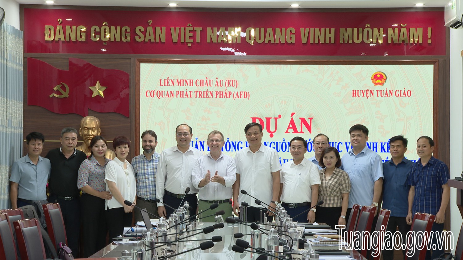 Cơ quan phát triển Pháp (AFD) làm việc với huyện Tuần Giáo về dự án Quản lý tổng hợp nguồn nước phục vụ sinh kế, thích ứng với biến đổi khí hậu và phát triển kinh tế - xã hội